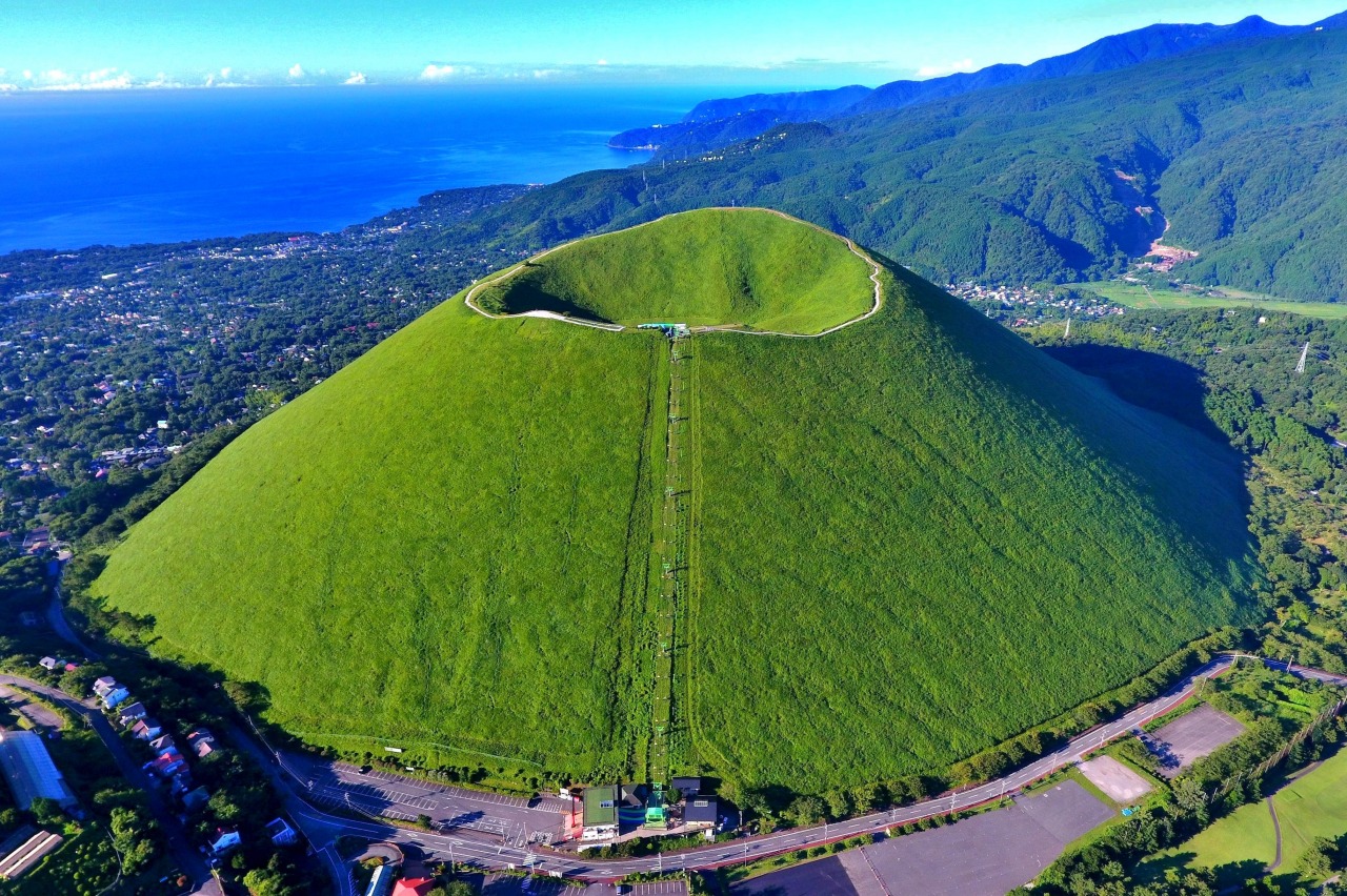 大室山全景