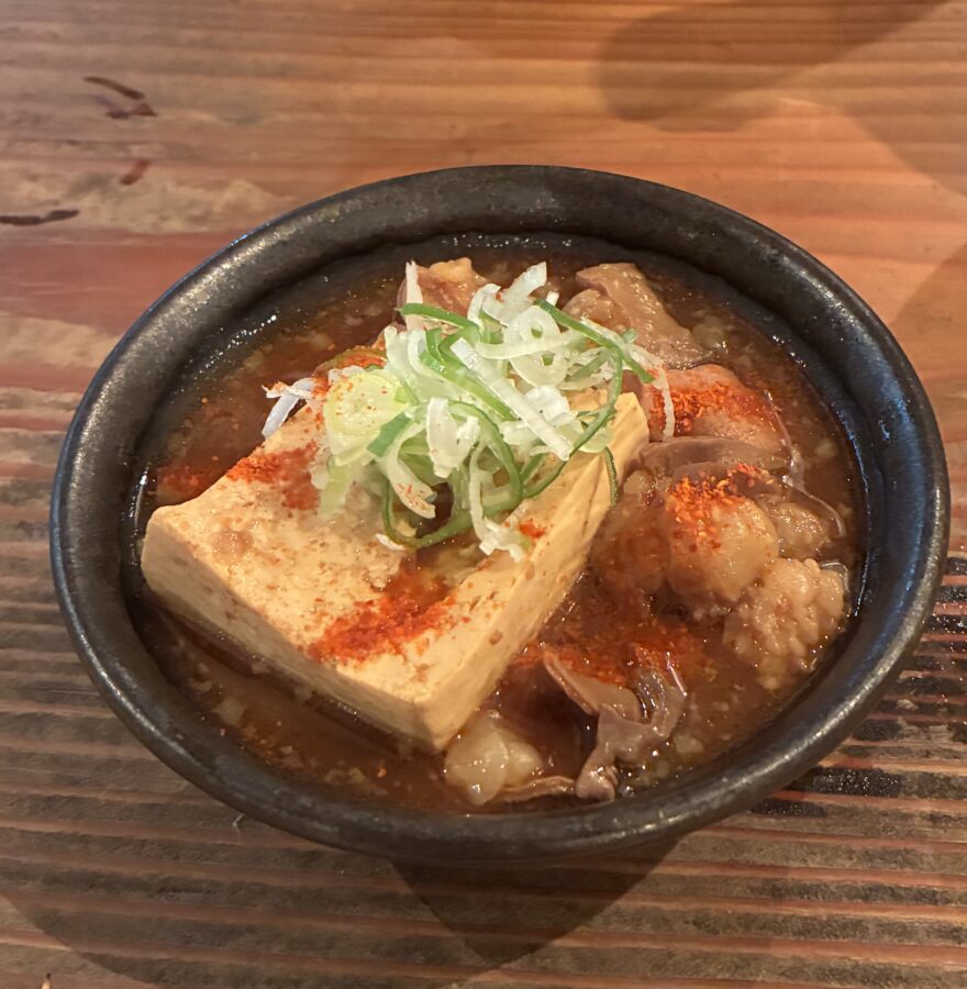 居酒屋いなり 煮込み 豆腐のせ