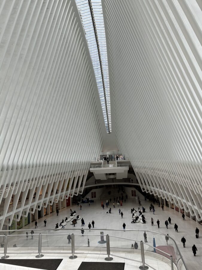 オキュラス コンコース内観