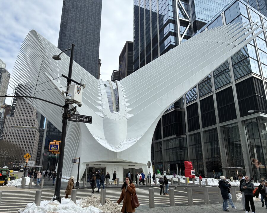 オキュラス外観