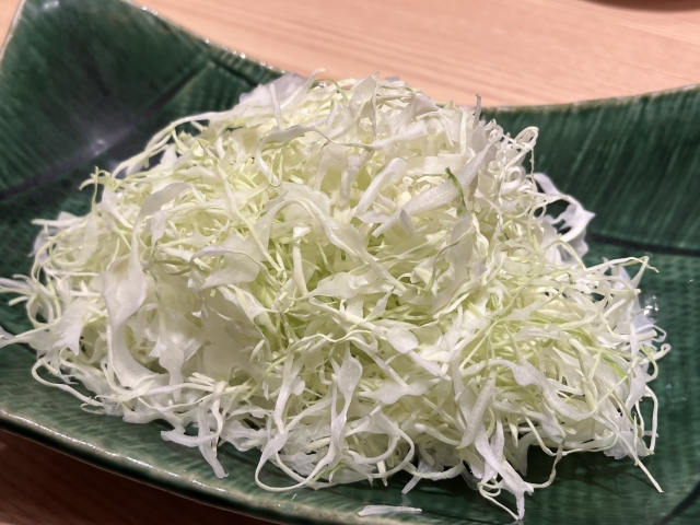 キャベツ千切り　イメージ写真