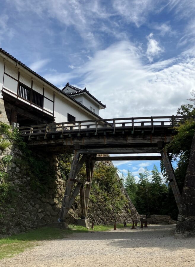彦根城　天秤櫓と廊下橋