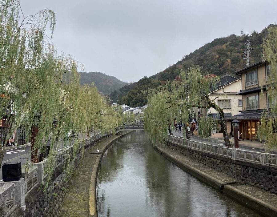 大谿川（おおたにがわ）と石造りの太鼓橋