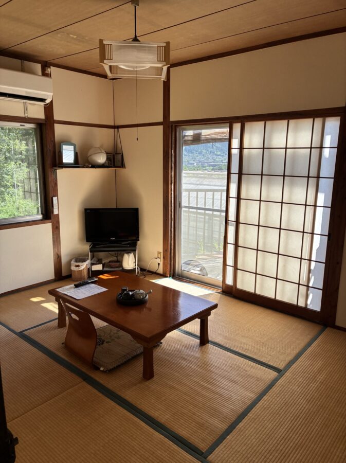 小萩荘、貸し間、内観