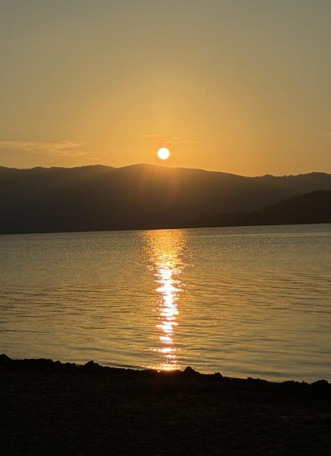 屈斜路湖夕日