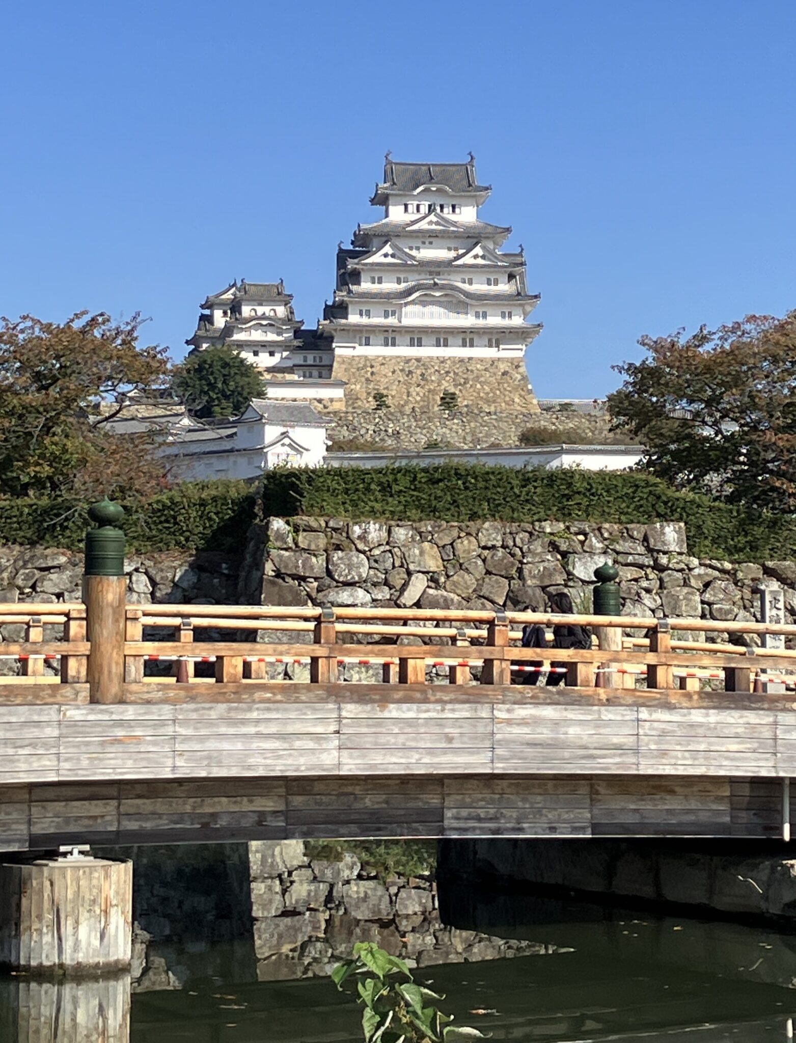 建築探訪・兵庫｜姫路城は国宝・世界遺産。連立式天守と白漆喰総塗籠 