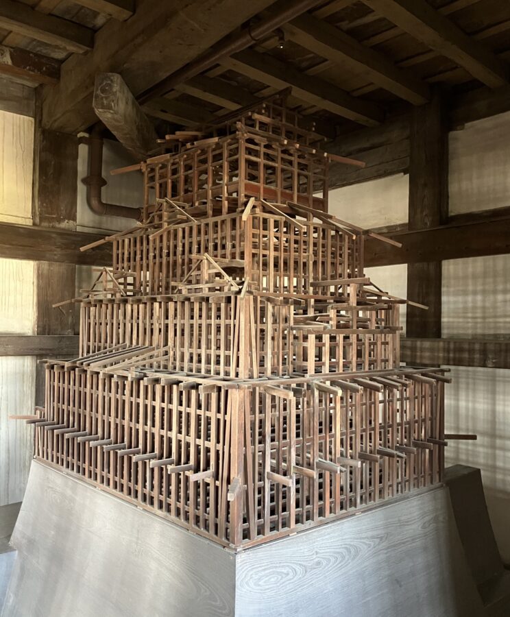 大天守 1/20縮尺の軸組模型